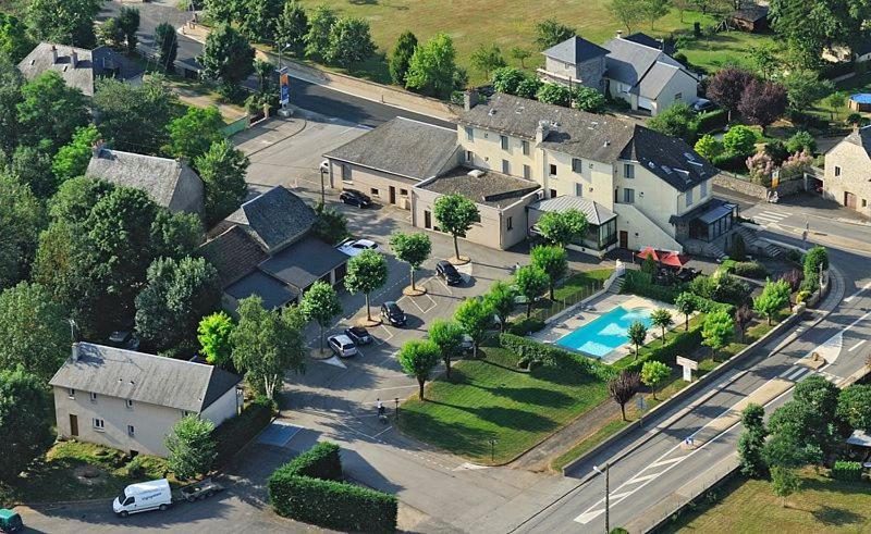 Hotel La Route D'Argent Bozouls Exterior foto